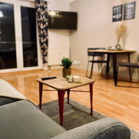 Saniertes Studio - Elisa - Mit Balkon, Wlan, Smart-Tv & Kueche In City-Naehe Ερφούρτη Εξωτερικό φωτογραφία