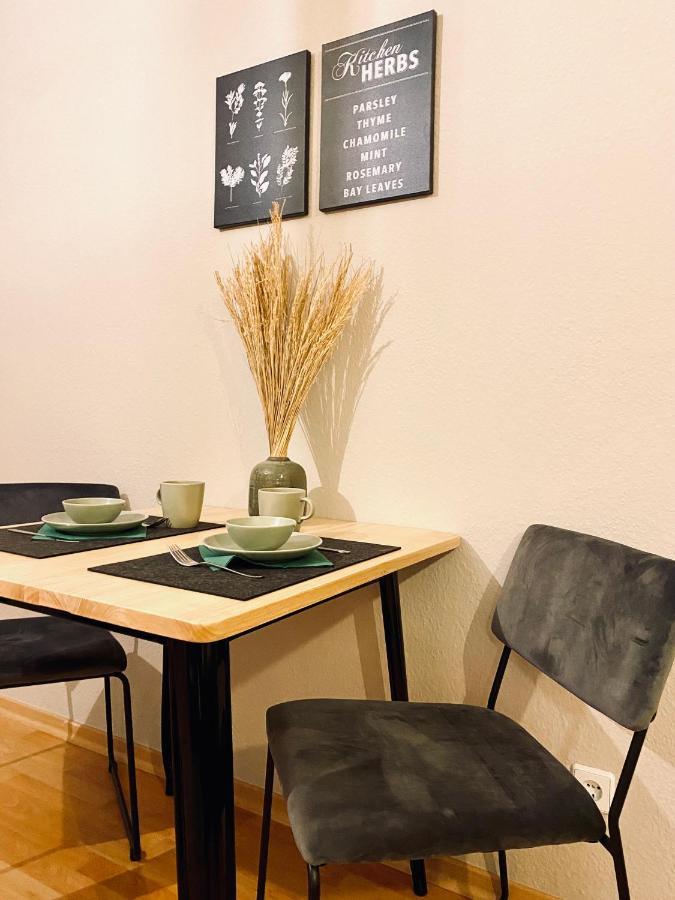 Saniertes Studio - Elisa - Mit Balkon, Wlan, Smart-Tv & Kueche In City-Naehe Ερφούρτη Εξωτερικό φωτογραφία
